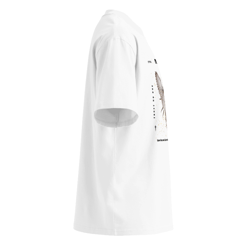 Oversize T-shirt “FREEDOM”.